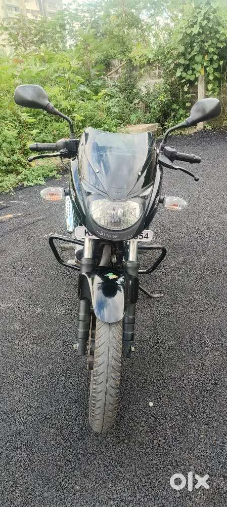 Bajaj Pulsar 180cc 2015 Model Single User insurance Running