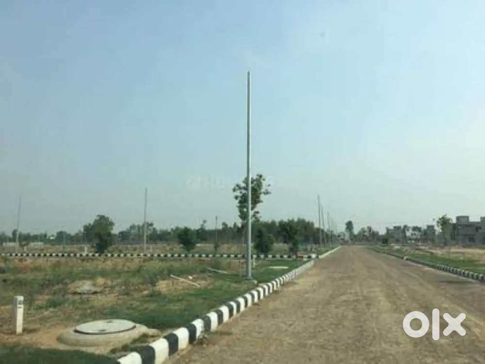 Sultanpur road khurdahi market ke pass plot le turant registry kabja