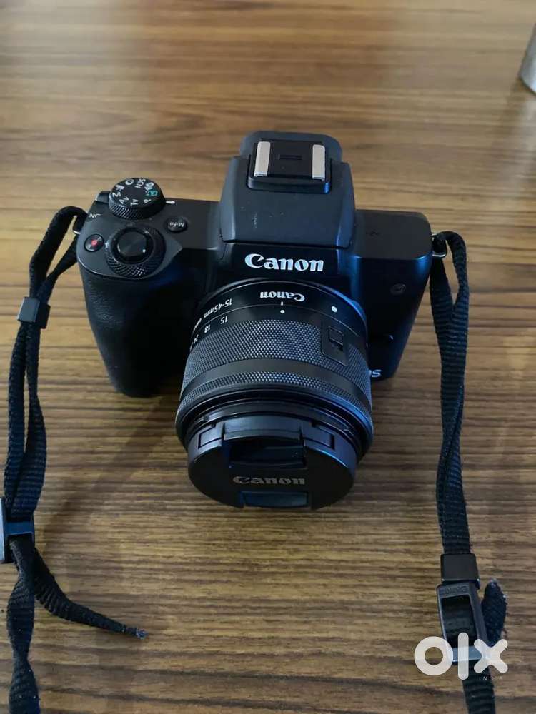 Canon EOS M50