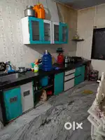 1 female Flatmate required
