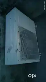Split AC Blue Star 1.5 tan