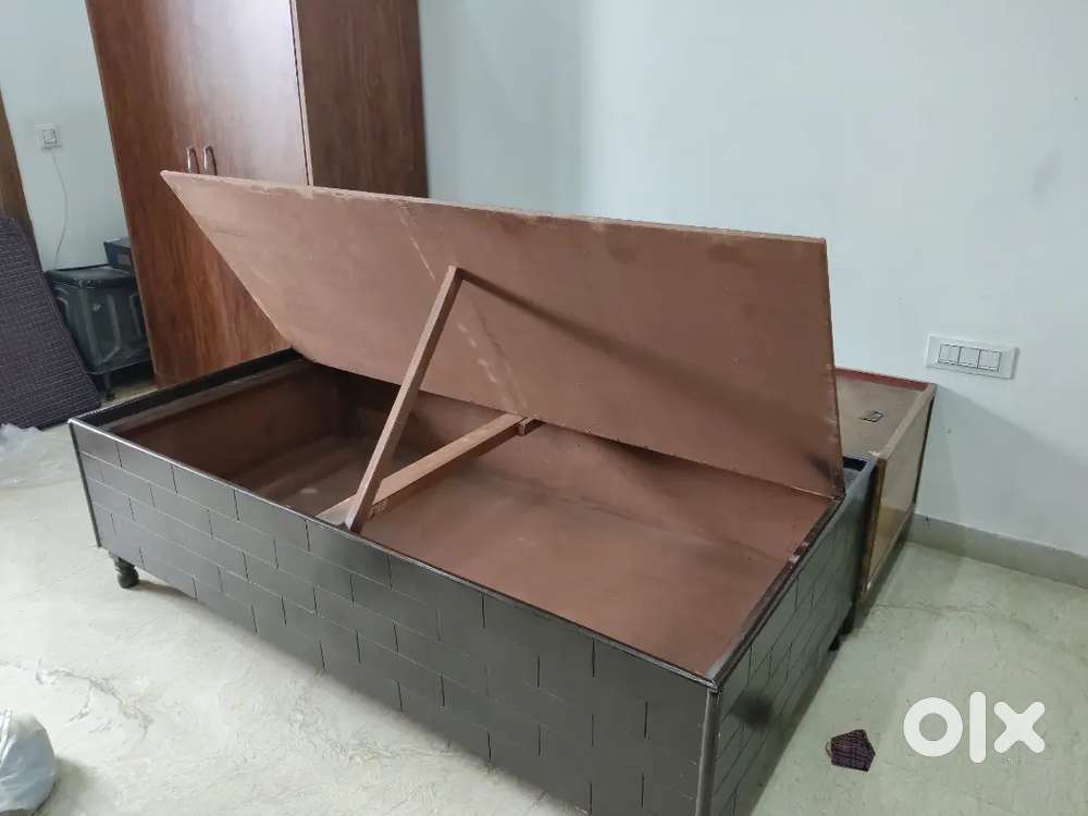 Single bed