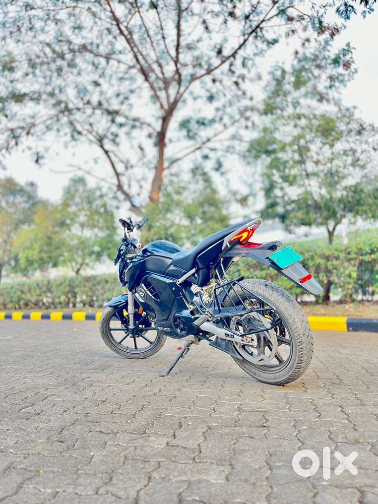 Revolt rv400 ev