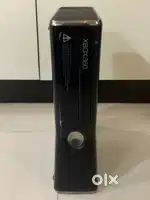 Xbox 360 with 2 controller