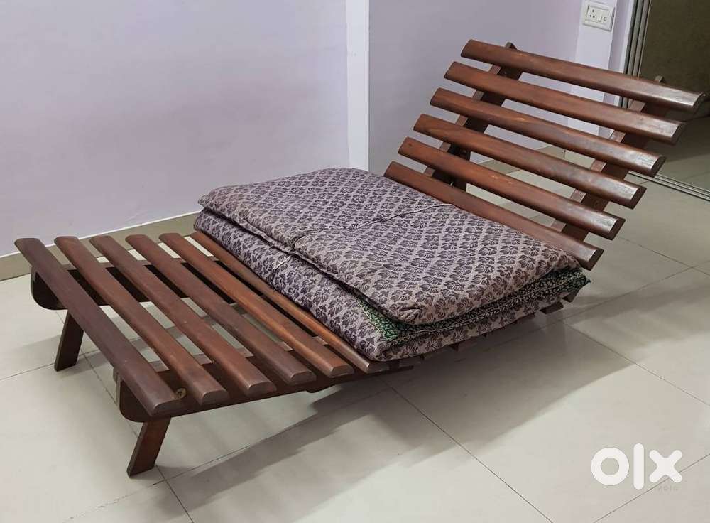Futon Single Bed cum Sofa (3 fold bed)