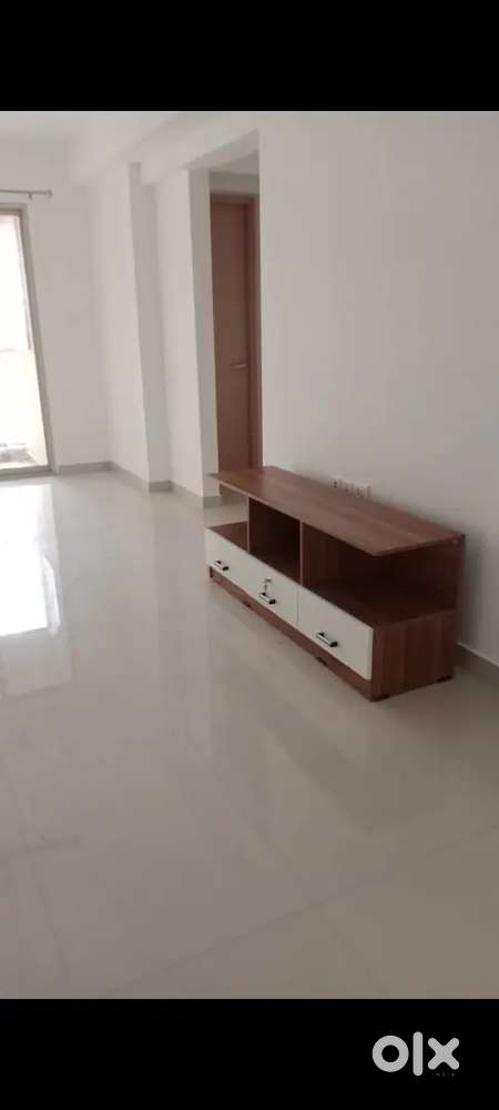 3 BHK semi furnished flat for rent Kakkanad info park road