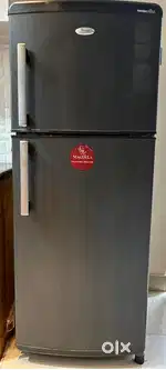 Whirlpool Mastermind 220 litre fridge