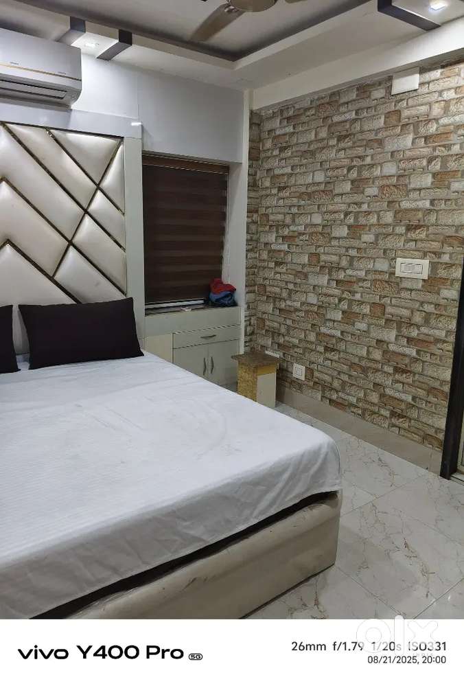 2 bhk flat rent in Newtown action area2