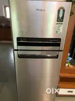3 doorr fridge neat condition