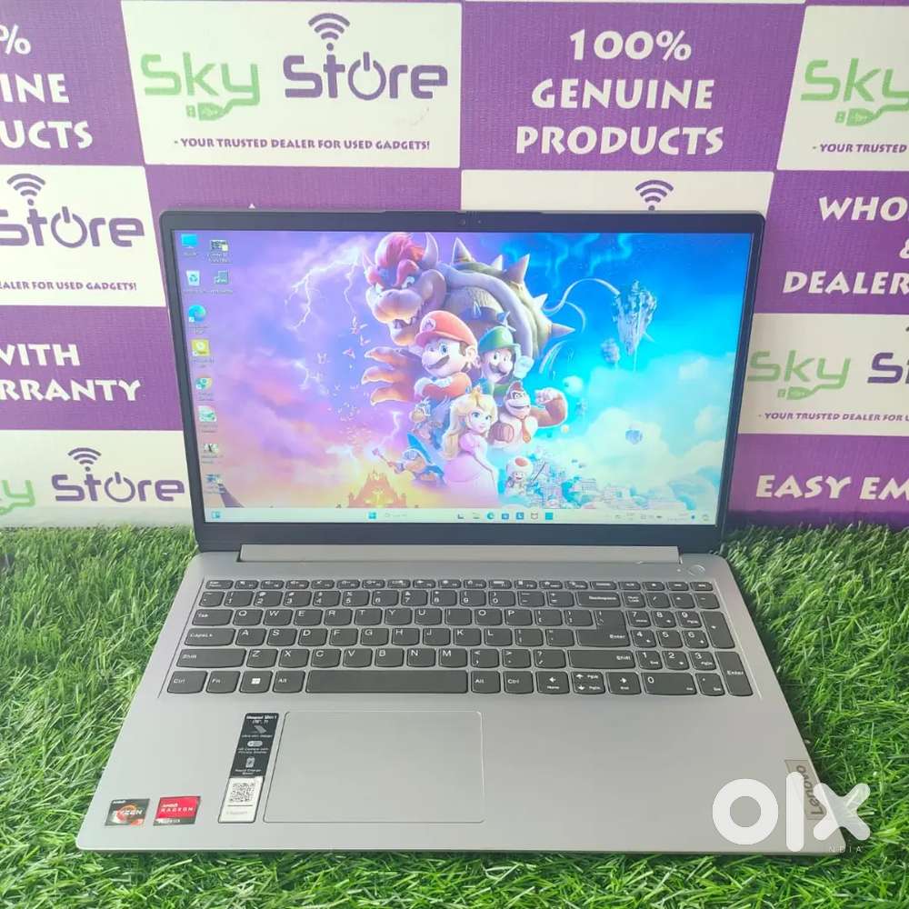 Lenovo IdeaPad 8GB/SSD 512GB 15.6inch Display Condition Like New