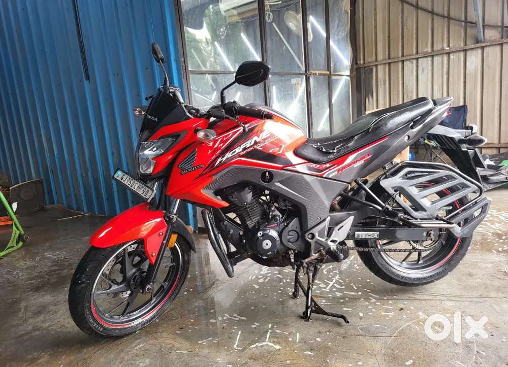 Honda hornet 160R in excellent condition