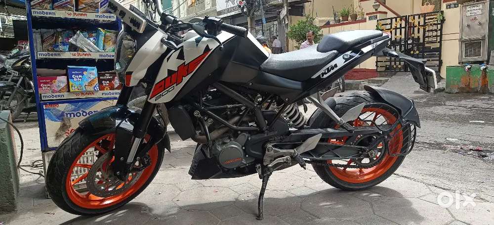 KTM Duke 200cc BS4 model
