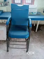 Beauty parlour eyebrow chair facial bed
