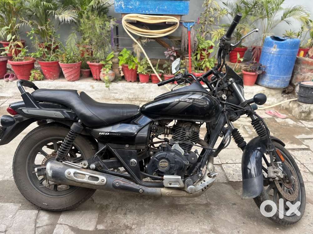 Bajaja avanager 160 street