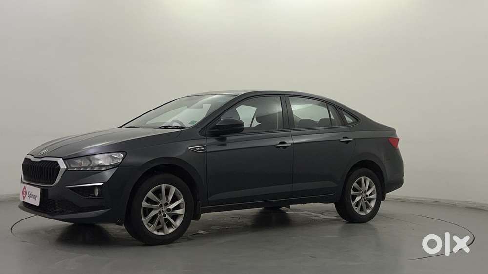 Skoda Slavia Ambition 1.0L TSI AT, 2022, Petrol