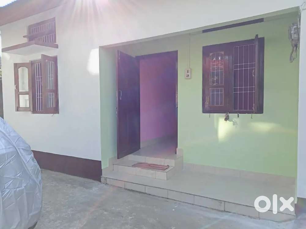 1 bhk  Assam type house Semi Furninsed room available