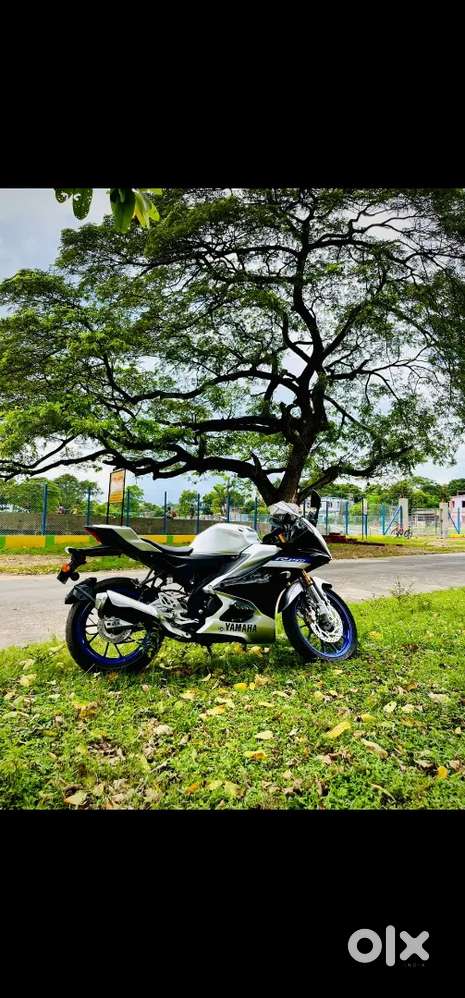 Excellent Condition R15M Metallic grey. No time to drive, so selling.