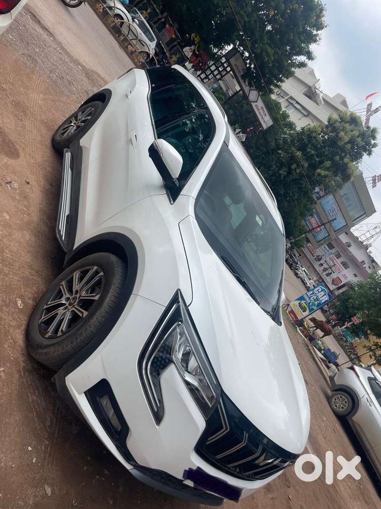 Mahindra XUV700 AX7L 6 str AT, 2022, Diesel
