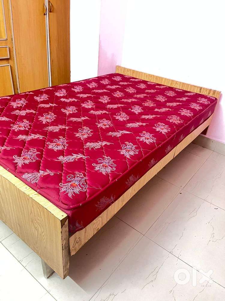 Single Bed + Mattress, great condition.