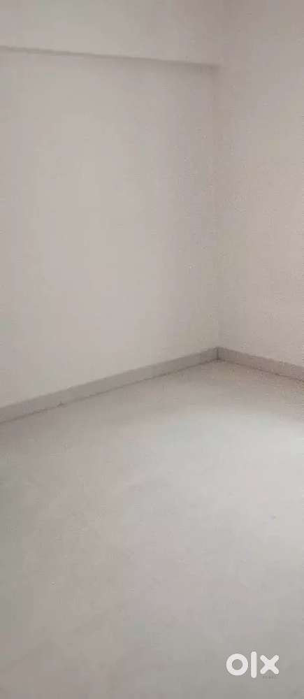 rent 2bhk 100feet road