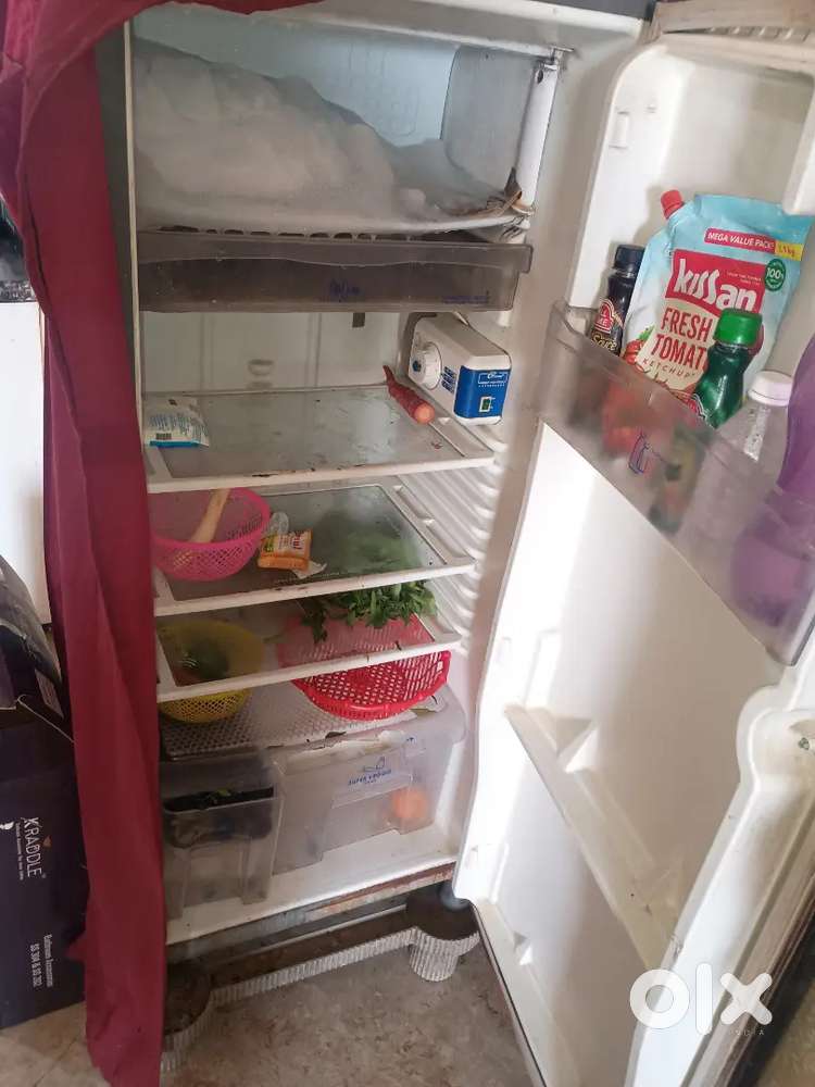 Whirlpool refrigerator 230 liter