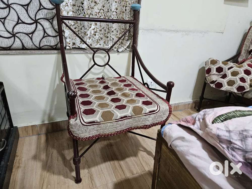 5 items amazing price (3 Iron chair stool and table set)