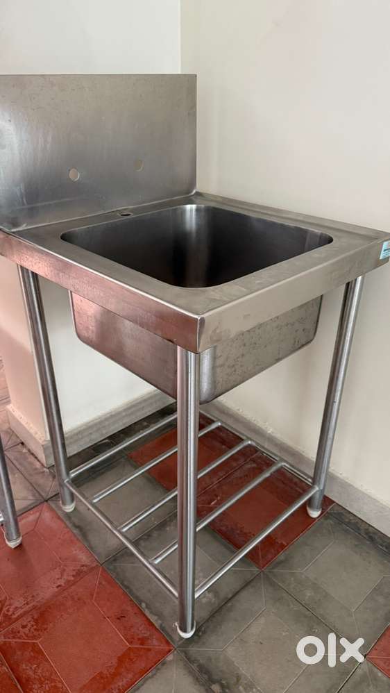 Sink and steel working Table from Agromach