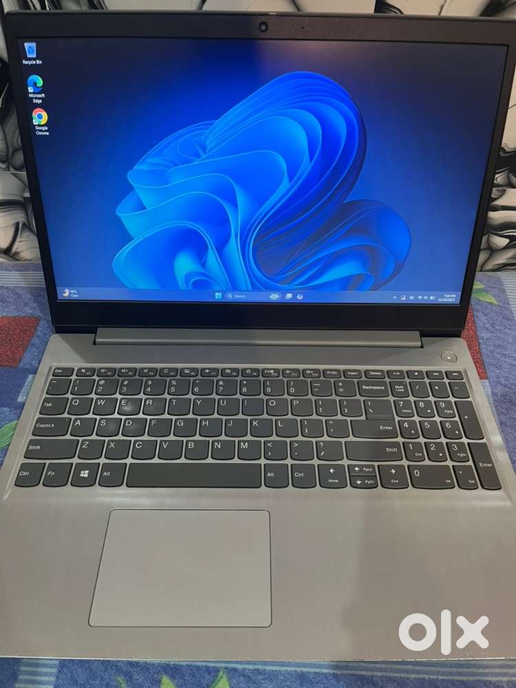 Lenovo ideapad slim 3, intel i3 10th gen, 12 GB RAM, 266 GB SSD