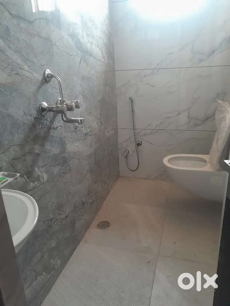 Only vegetarian , family, or students allowed