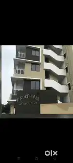 3 bhk flat for rent available at 01/05/2025