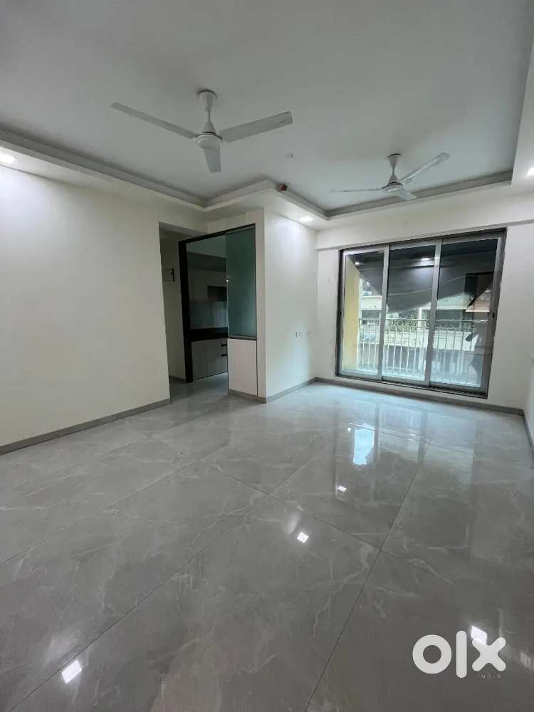2bhk in Oc received Building, Near Station