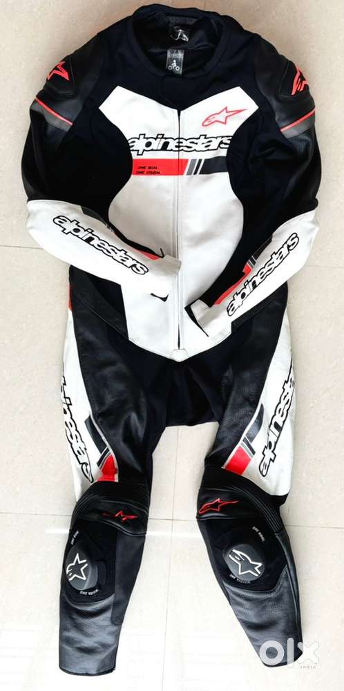 Alpinestars GP force chase leather suit