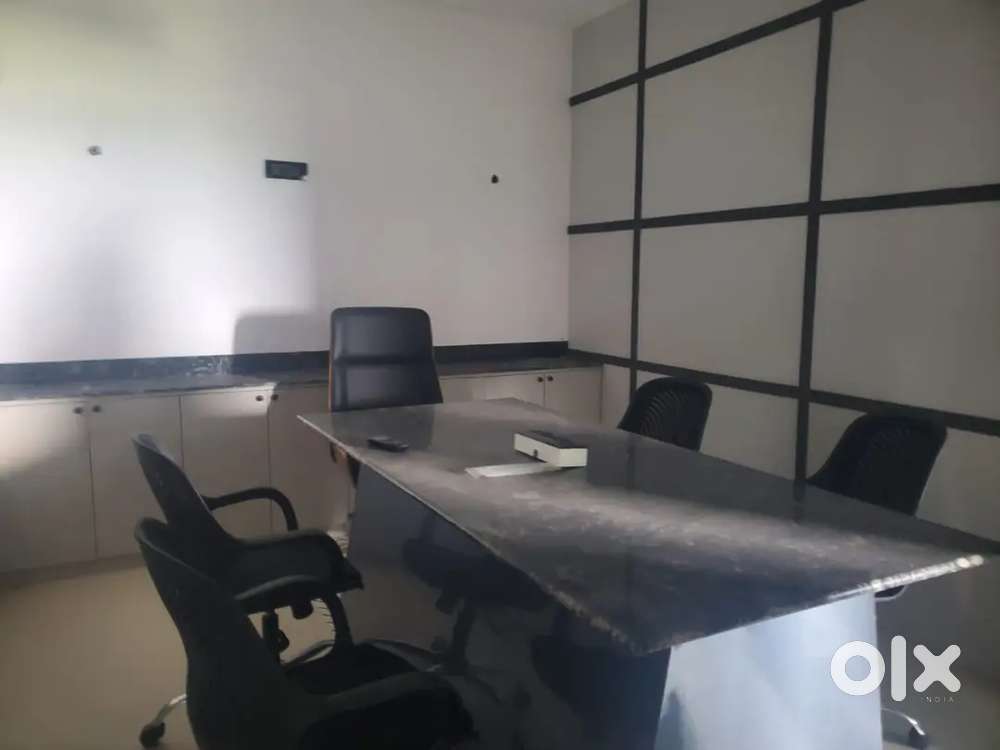 Office space for sale in gera on the kadamba pleauto