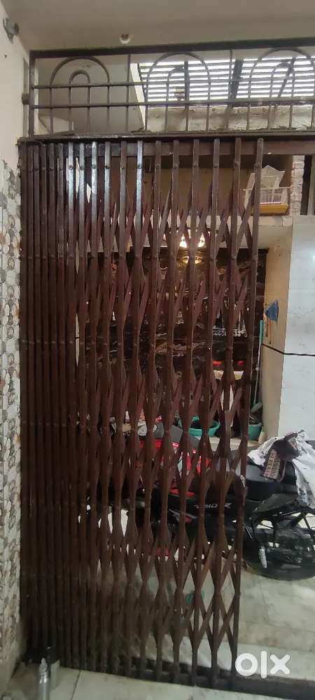 2 saal purana jal hai