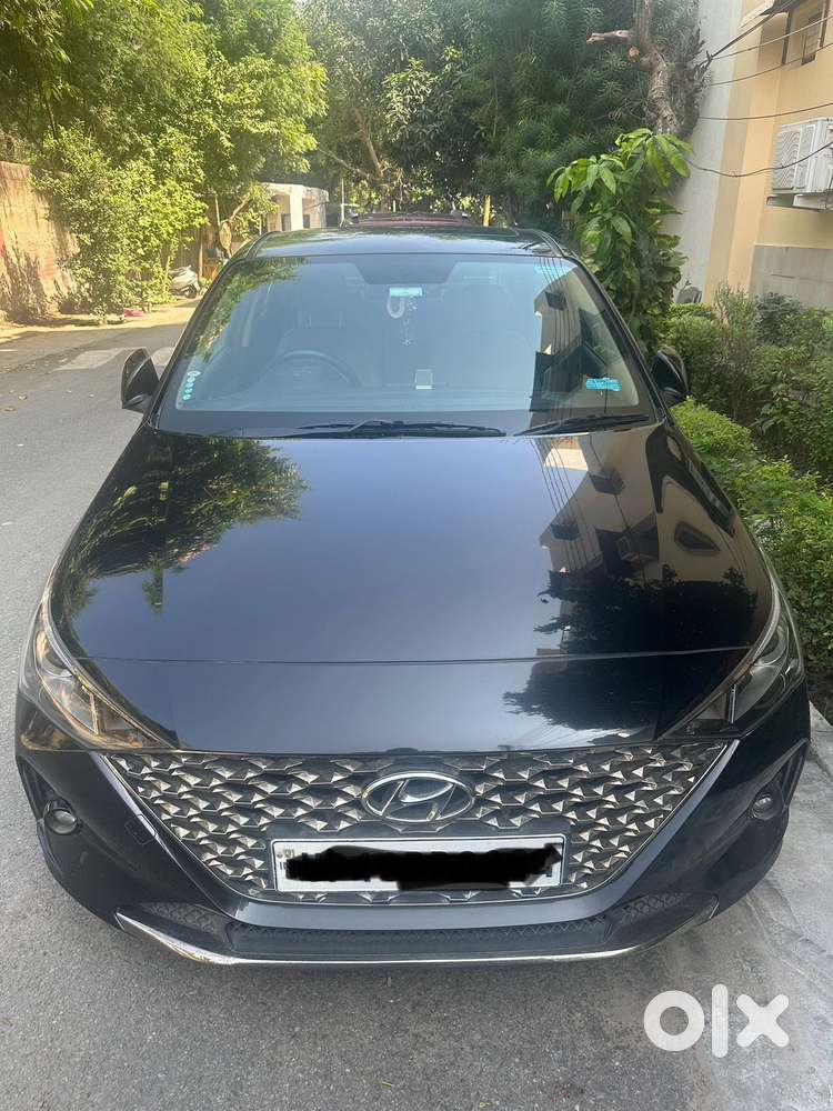 Hyundai Verna SX Petrol AT, 2022, Petrol