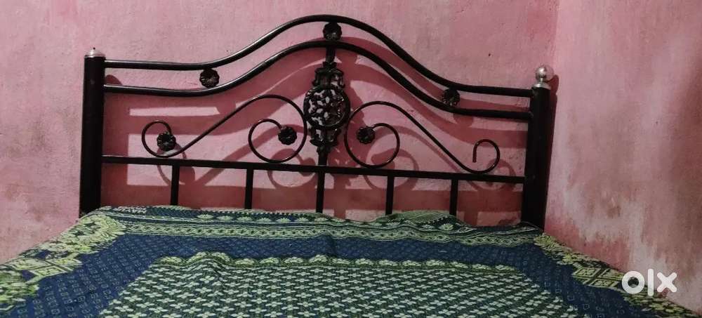 Metal bed urgent sell Krna hai
