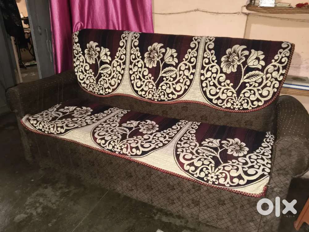 3 seater sofa