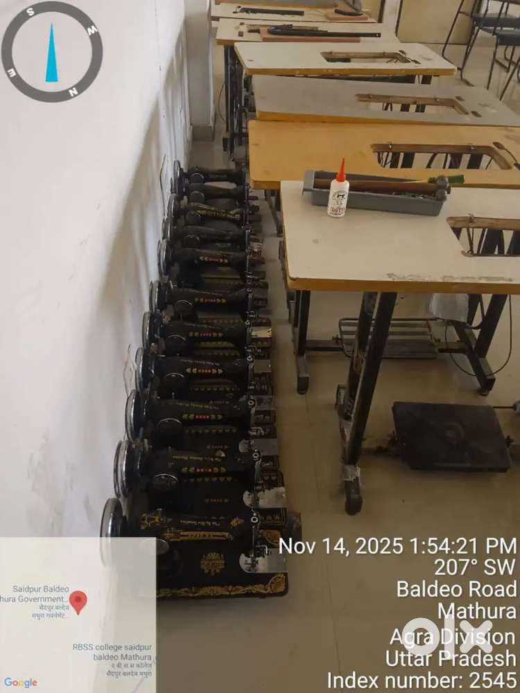 Usha machine orginal good condition with perdan