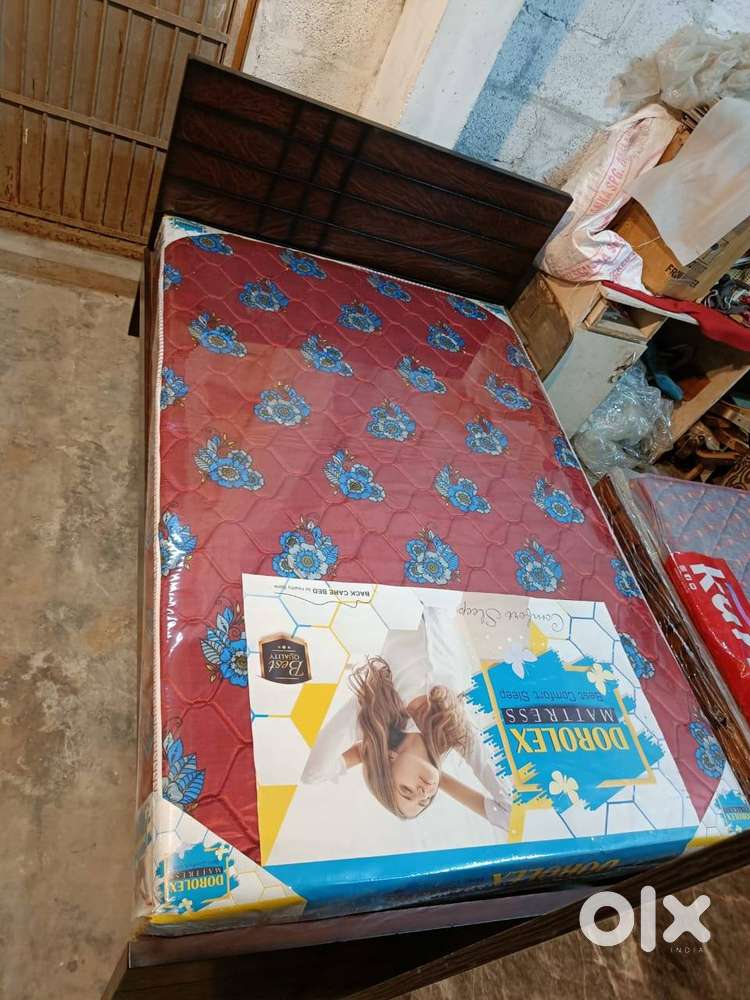 Double cot with mattress