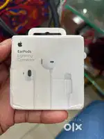 Apple EarPods with Lightning Connector Wired