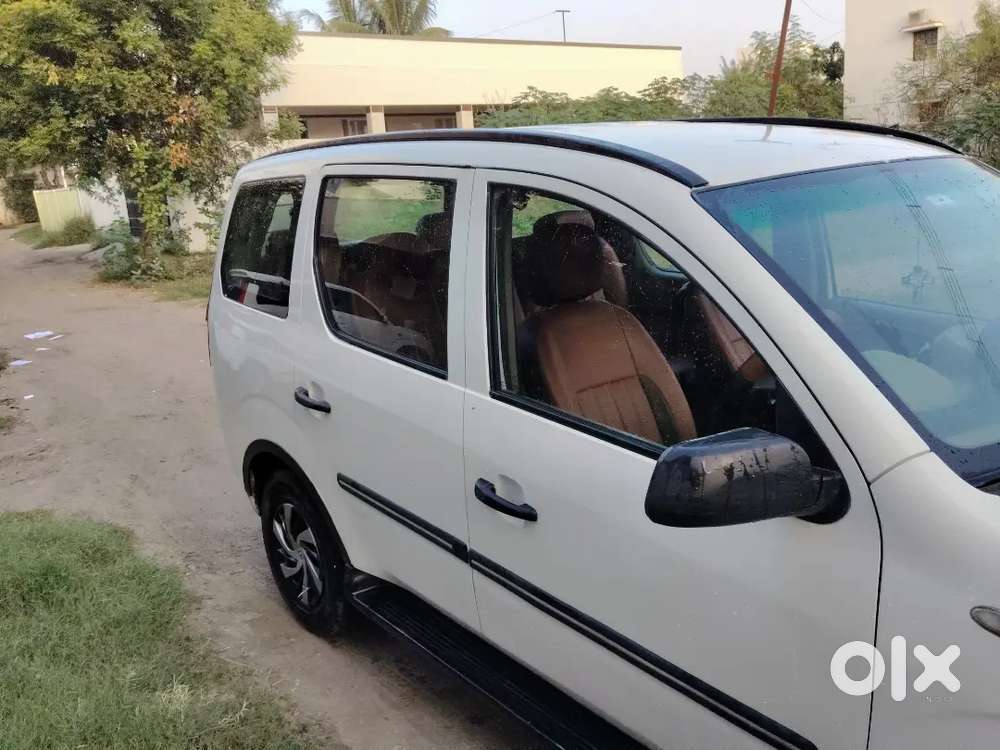 Driver Wamted - XYLO - Tourists Purpose