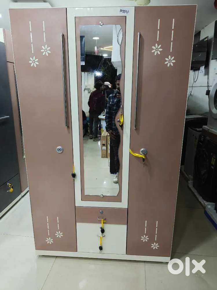 Almari CNC CUTTING 3DOOR OFFER PRICE 14990RS