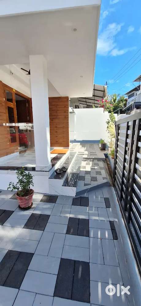 KOLAZHY - 3 BHK VILLA - NO FLOOD, NO WATER SCARCITY