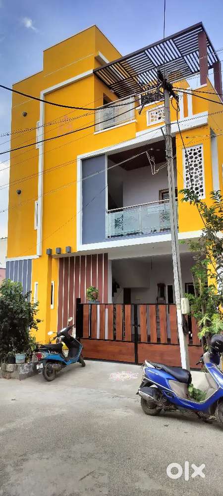 1x2BHK, 1x1BHK available for rent near Sipcot phase 1.