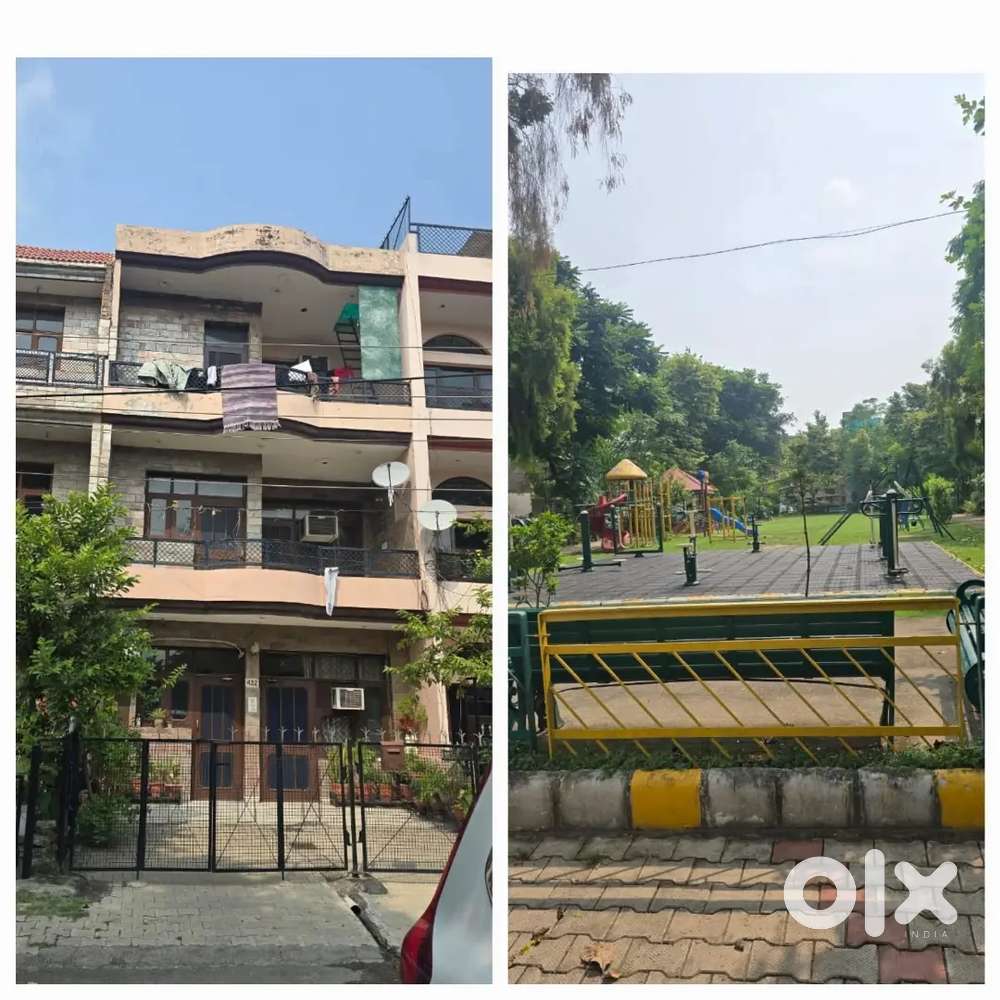 For sale 4 marla HL house Triple Storey facing park at phase 9 Mohali