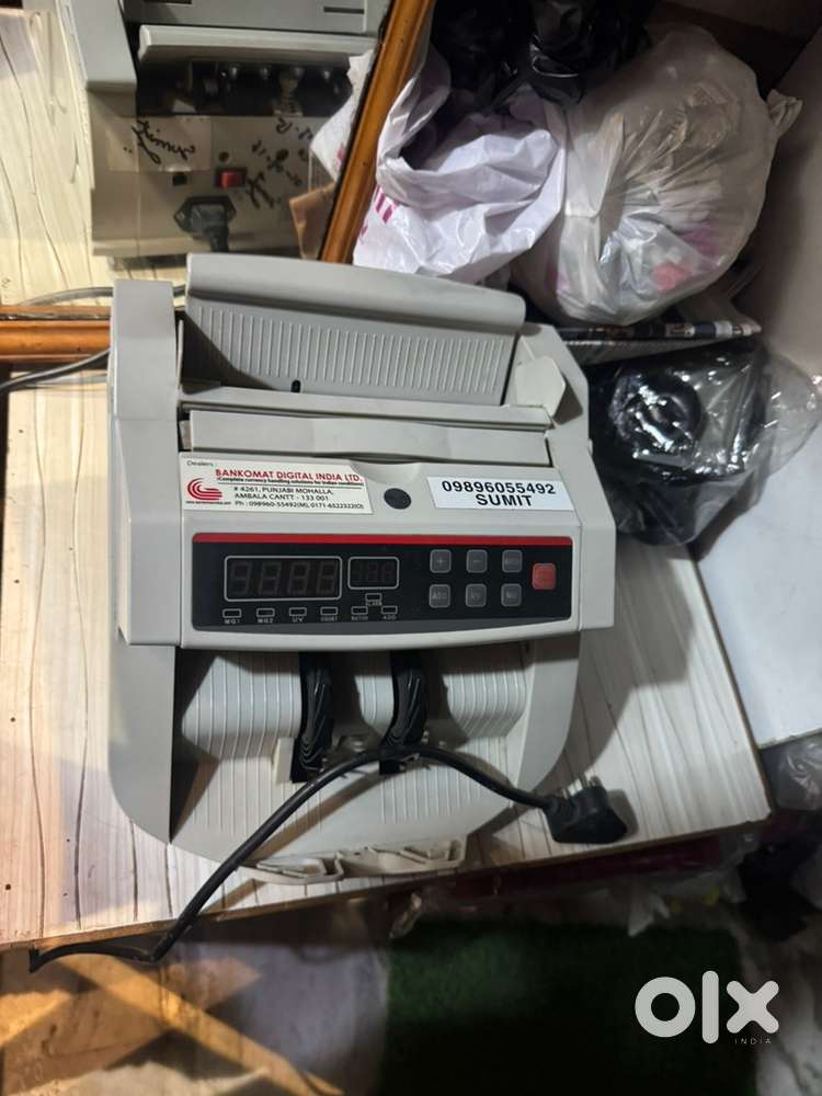 Cash counting machine