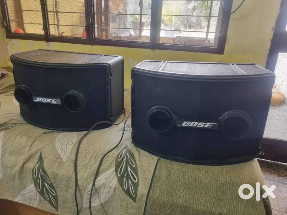 Bose 802 speakers in mint condition