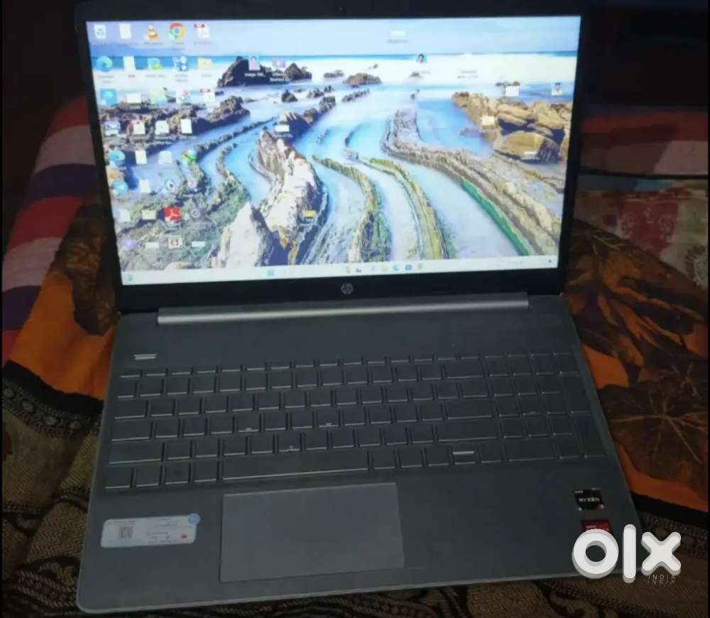 Hp laptop 4 gb ram 512gb ssd