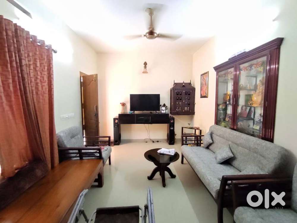 Ayyanthole  2bhk  1060 Sqft  flat Thrissur