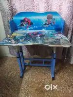 Kids study table for sale